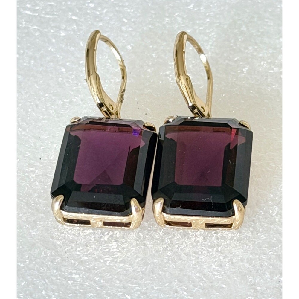 Gold Tone Emerald Cut Purple Amethyst Crystal Leverback Drop Earrings Descripti